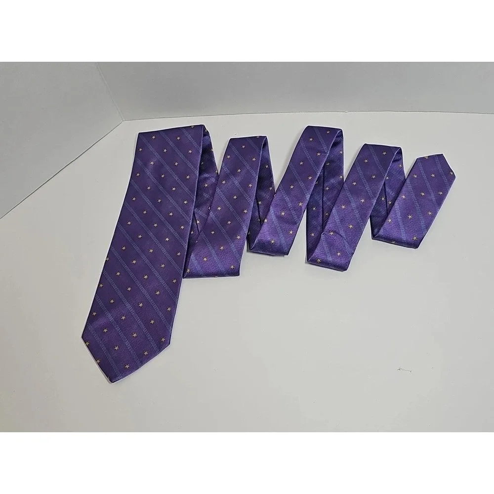 Brooks Brothers Men's Purple Necktie 100%‎ Silk Hand Made  in USA